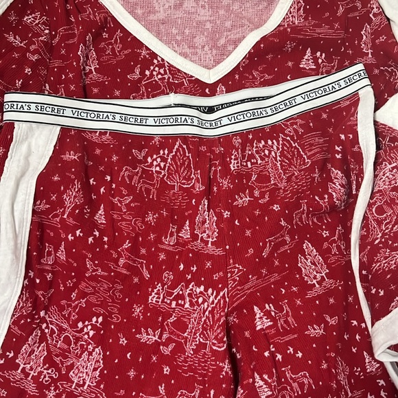 Victoria Secret Thermal Christmas Pjs - Picture 5 of 5